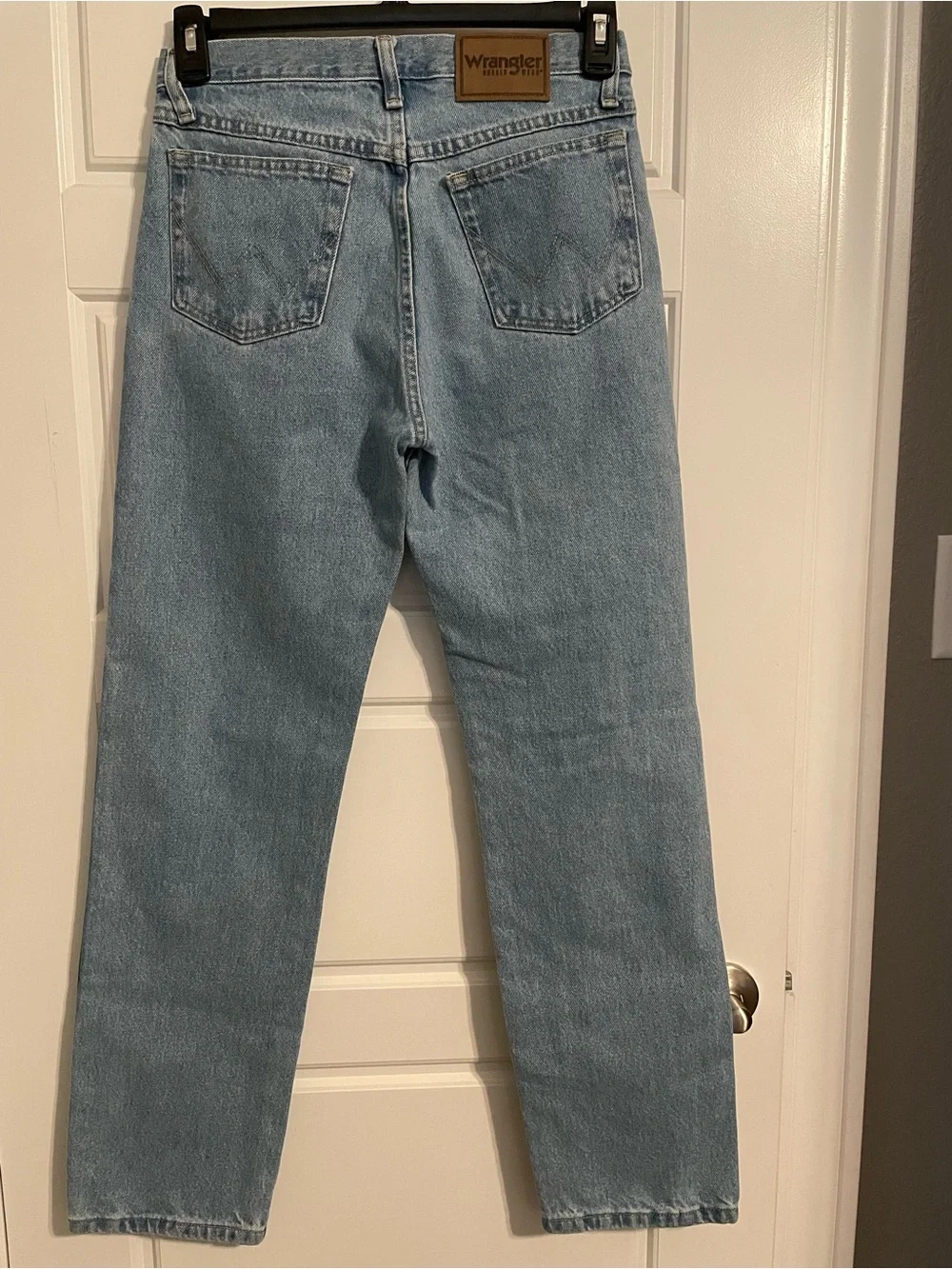 Light Blue Men's Wrangler Classic 5 pocket Straight Leg Jeans
